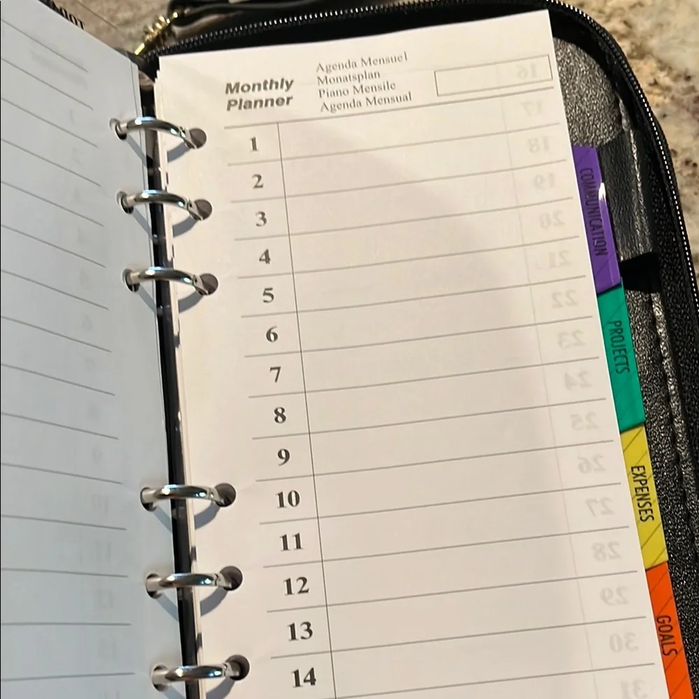 Organizer/Planner/Wallet zippered with Calculator and compartments never used